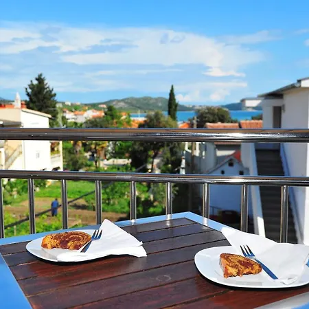 Ana Apartment