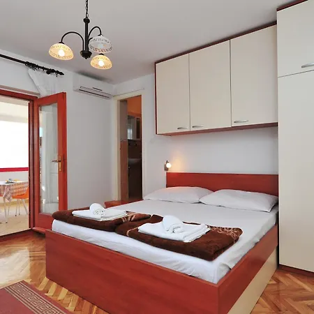 Ana Apartment