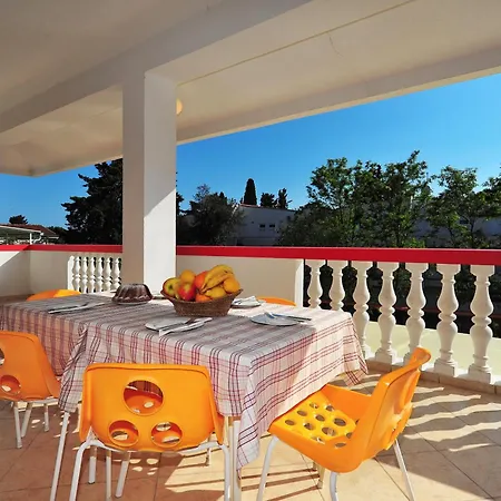 Ana Apartment Pakostane